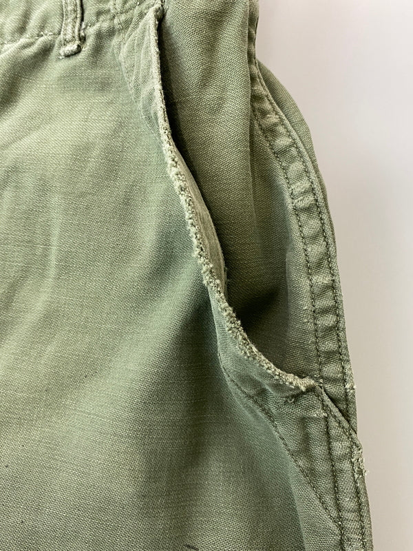 【現状渡し品】【メンズ】 U.S.ARMY ユーエスアーミー OG-107 UTILITY PANTS 推定50-60'S ユーティリティ パンツ メンズ ボトムス 50年代 60年代 ヴィンテージ ミリタリー 157-260717-em-27-min カラー：オリーブグリーン 万代Net店