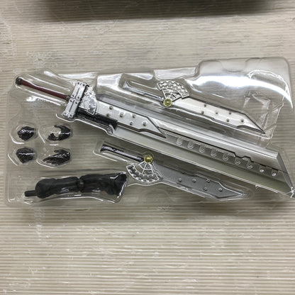【現状渡し品】 PLAY ARTS改 クラウド・ストライフ ファイナルファンタジーVII アドベントチルドレン フィギュア スクエアエニックス 052-260730-em-07-min 万代Net店