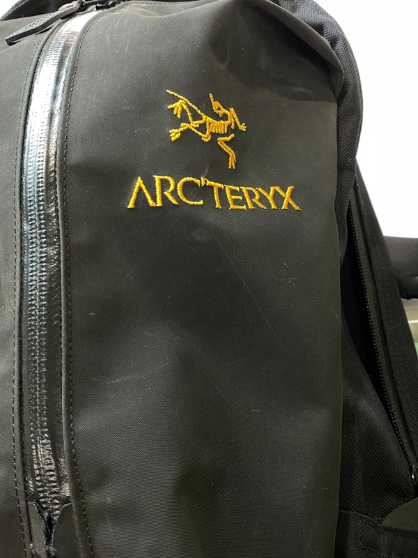 【中古品】【メンズ】 ARC'TERYX アークテリクス 6029-110945-10 17 ARROW22 BACKPACK バックパック リュック カバン 188-260729-AS-39-min カラー：ブラック 万代Net店