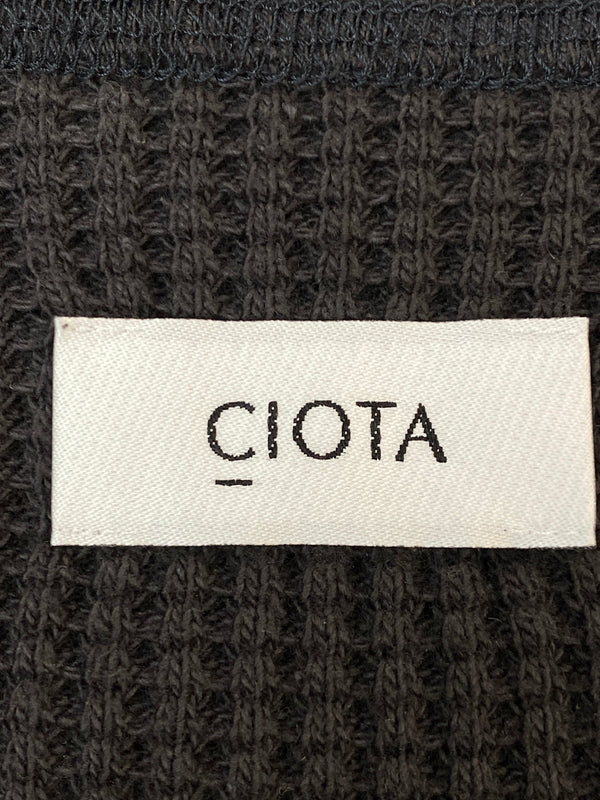 【中古品】【メンズ】 CIOTA シオタ スビンコットン ツータックワッフル ロングTシャツ CSLM-121M メンズ トップス 長袖 140-260720-em-72-min サイズ：4 カラー：グレー 万代Net店