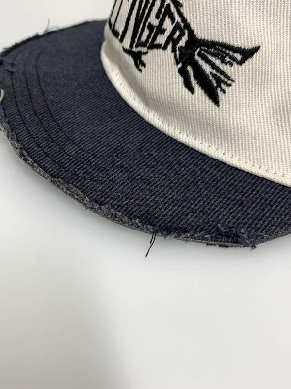 【現状渡し品】【メンズ/レディース】 CHALLENGER チャレンジャー FISH LOGO CAP 初期 ツバ切り フィッシュ ロゴ キャップ 帽子 メッシュキャップ 185-260723-em-20-min カラー：ホワイト/ブラック 万代Net店