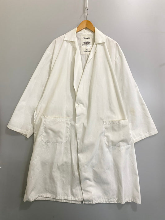 【現状渡し品】【メンズ】 VARDE77 バルデ77 MAKEOVER XXXL UNIFORM COAT コート アウター 140-260721-zi-22-min サイズ：FREE カラー：ホワイト 万代Net店
