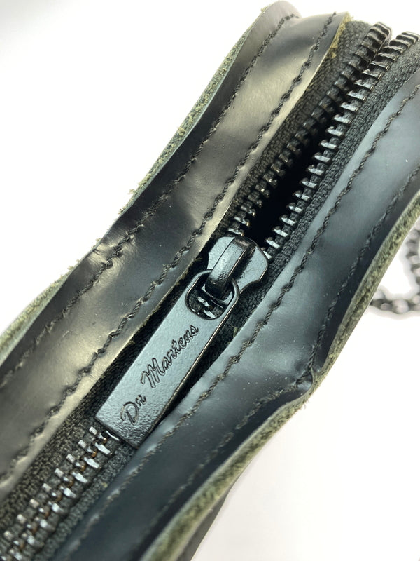 【中古品】【レディース】 DR.MARTENS ドクターマーチン ハート チェーン ショルダーバッグ カバン 188-260723-jt-18-min カラー：ブラック 万代Net店