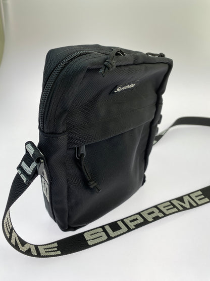 【中古品】【メンズ】 SUPREME シュプリーム 18SS SHOULDER BAG ショルダーバッグ カバン 188-260723-jt-20-min カラー：ブラック 万代Net店