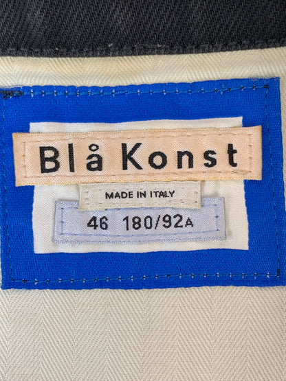【中古品】【メンズ】 ACNE アクネ STUDIOS BLA KONST TRUCKER DENIM JACKET ストゥディオズ ブロ コンスト トラッカー デニム ジャケット メンズ アウター 141-260723-em-54-min サイズ：46 180-92A カラー：ブラック 万代Net店