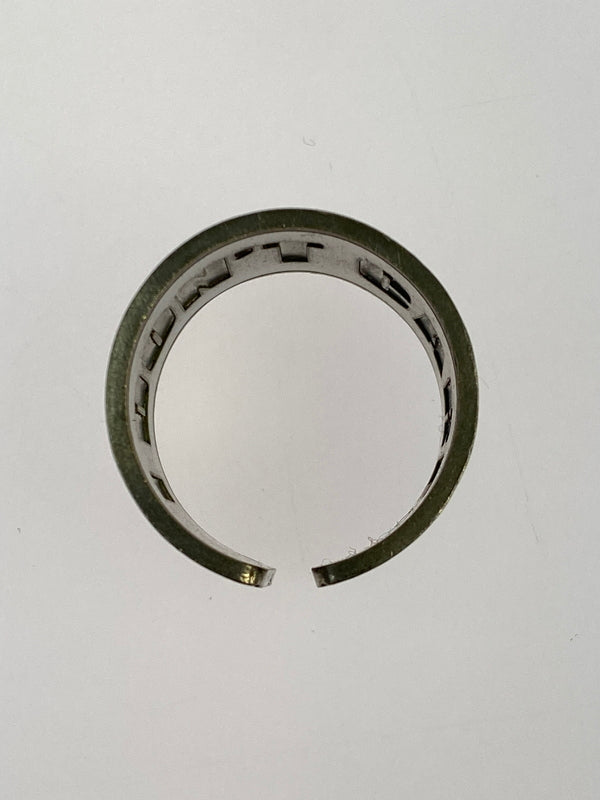 【中古品】【メンズ】 HYSTERIC GLAMOUR ヒステリックグラマー LOGO RING ロゴ リング 指輪 アクセサリー 193-260723-jt-08-min カラー：シルバー 17号 万代Net店