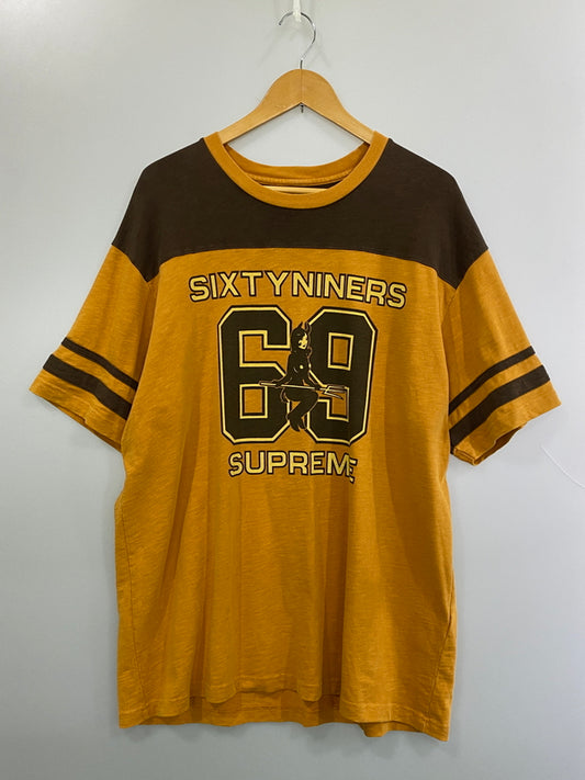 【中古品】【メンズ】 SUPREME シュプリーム × HYSTERIC GLAMOUR ヒステリックグラマー 69 FOOTBALL TOP フットボール トップ メンズ トップス 149-260720-em-89-min サイズ：XL カラー：ブラウン系 万代Net店