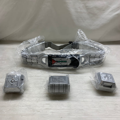 【中古品】 仮面ライダー CSM ダークカブトゼクター BANDAI 変身 ベルト 042-260721-em-17-min 万代Net店