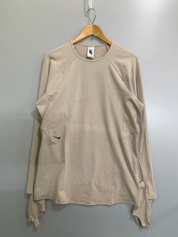【中古品】【メンズ】 NIKE LAB A.A.E ナイキ アドバンスト アパレル エクスプロレーション TECHNICAL LONG SLEEVE テクニカル ロング スリーブ メンズ 長袖 トップス 148-260723-em-38-min サイズ：M カラー：ベージュ 万代Net店