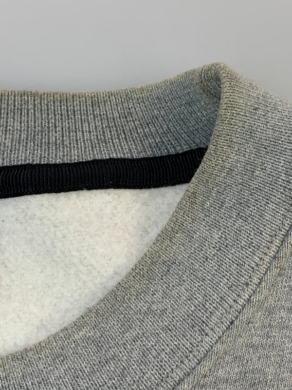 【中古品】【メンズ】 NIKE ナイキ × STUSSY ステューシー CREWNECK SWEATSHIRT クルーネック スウェットシャツ メンズ トップス 142-260723-em-52-min サイズ：S カラー：グレー 万代Net店