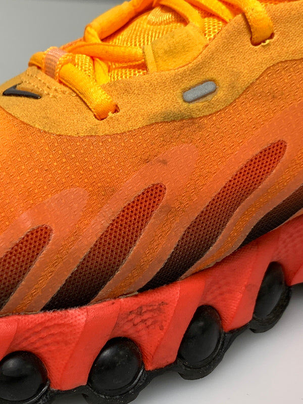 【中古品】【メンズ】 NIKE ナイキ AIR MAX DN8 FQ7860-800 エアマックスDN8 スニーカー メンズ 靴 シューズ 160-260723-em-09-min サイズ：26.5cm カラー：TEAM ORANGE/BLACK 万代Net店