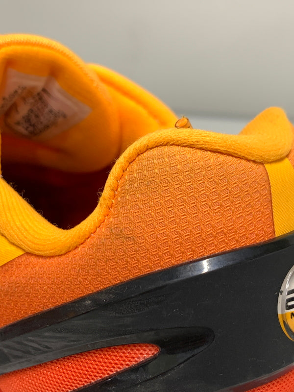 【中古品】【メンズ】 NIKE ナイキ AIR MAX DN8 FQ7860-800 エアマックスDN8 スニーカー メンズ 靴 シューズ 160-260723-em-09-min サイズ：26.5cm カラー：TEAM ORANGE/BLACK 万代Net店