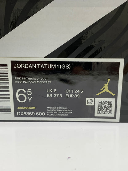 【中古品】【メンズ】 NIKE ナイキ GS JORDAN TATUM 1 DX5359-600 ジョーダン 靴 シューズ スニーカー 166-260730-hu-01-min サイズ：24.5cm US6.5Y カラー：ROSE PALE/VOLT DISCRET 万代Net店