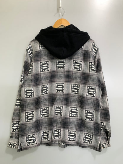 【中古品】【メンズ】 SUPREME シュプリーム HOODED SHADOW PLAID SHIRT フーデッド シャドウ プレイド シャツ トップス 長袖 ロングスリーブ 149-260728-hu-11-min サイズ：L カラー：グレー/ブラック/ホワイト（チェック柄） 万代Net店