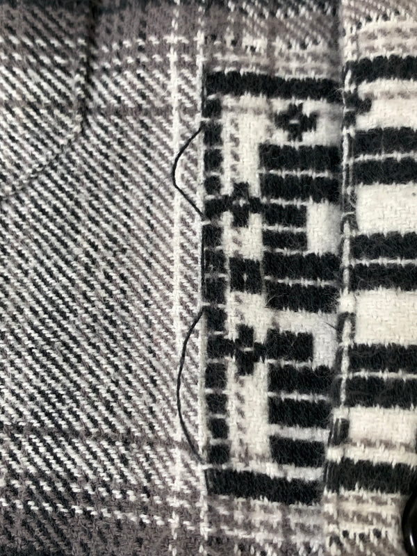【中古品】【メンズ】 SUPREME シュプリーム HOODED SHADOW PLAID SHIRT フーデッド シャドウ プレイド シャツ トップス 長袖 ロングスリーブ 149-260728-hu-11-min サイズ：L カラー：グレー/ブラック/ホワイト（チェック柄） 万代Net店