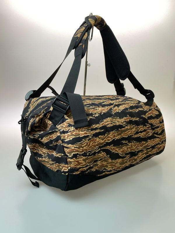 【中古品】 SAPEUR サプール タイガーカモ 2WAY ボストンバッグ カバン 188-260728-hu-36-min カラー：ブラウン系（カモ）/ブラック 万代Net店