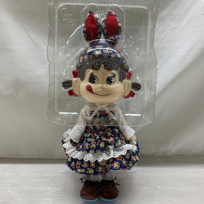 【現状渡し品】 ペコちゃんぱちくり人形 「ペコちゃん」 ペコちゃんミュージアムシリーズ 60周年記念商品 人形 不二家 038-260727-em-01-min 万代Net店