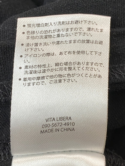 【中古品】【メンズ】 VITALIBERA ヴィータリベーラ LOGO TEE ロゴ Tシャツ 半袖Tシャツ トップス 142-260731-yn-30-min サイズ：M カラー：ブラック 万代Net店