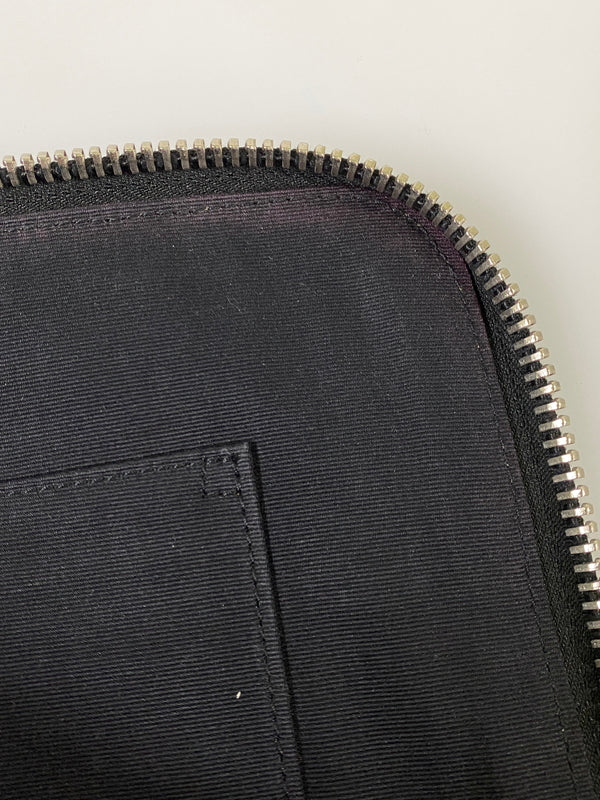 【現状渡し品】【メンズ/レディース】 SAINT LAURENT サンローラン レザークラッチバッグ 手持ち用 バッグ カバン 180-260731-em-92-min カラー：ブラック 万代Net店
