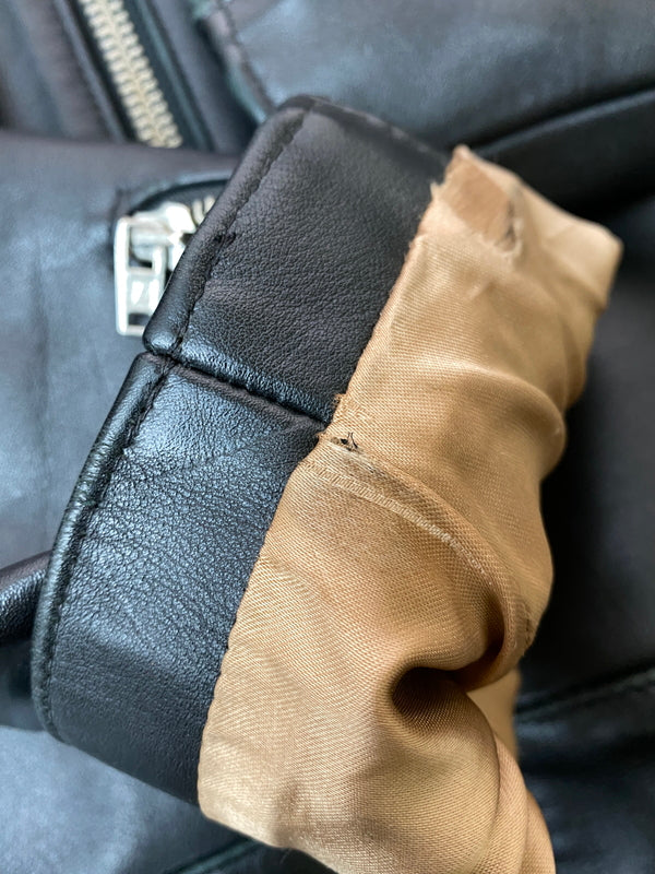 【中古品】【メンズ】 LEWIS LEATHERS ルイスレザーズ SUPER SPORTSMAN COWHIDE スーパースポーツマン カウハイド ジャケット アウター 145-260731-yn-02-min サイズ：40 カラー：ブラック 万代Net店