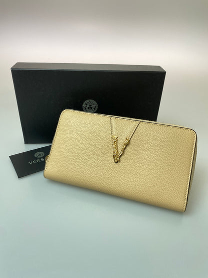 【中古美品】【レディース】 VERSACE ヴェルサーチ ROUND ZIP LONG WALLET ロングウォレット 長財布 181-260729-AS-60-min カラー：ベージュ 万代Net店