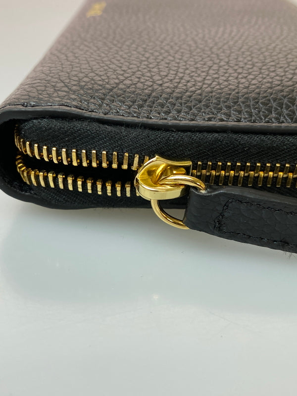 【中古美品】【レディース】 VERSACE ヴェルサーチ ROUND ZIP LONG WALLET ロングウォレット 長財布 181-260729-AS-61-min カラー：ブラック 万代Net店