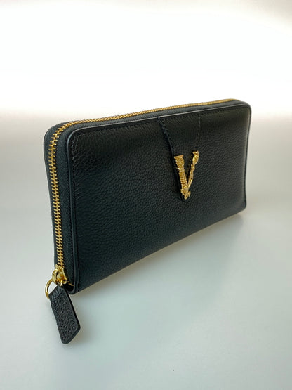 【中古美品】【レディース】 VERSACE ヴェルサーチ ROUND ZIP LONG WALLET ロングウォレット 長財布 181-260729-AS-61-min カラー：ブラック 万代Net店