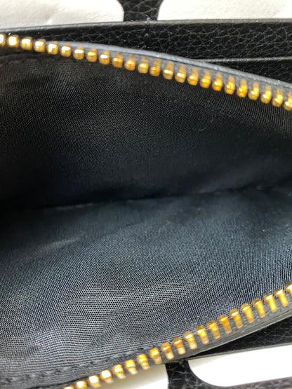 【中古美品】【レディース】 VERSACE ヴェルサーチ ROUND ZIP LONG WALLET ロングウォレット 長財布 181-260729-AS-61-min カラー：ブラック 万代Net店