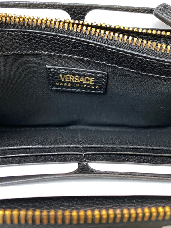 【中古美品】【レディース】 VERSACE ヴェルサーチ ROUND ZIP LONG WALLET ロングウォレット 長財布 181-260729-AS-61-min カラー：ブラック 万代Net店