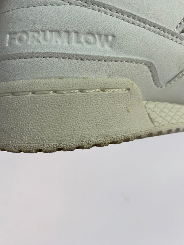 【中古品】【メンズ】 ATMOS×ADIDAS ORIGINALS アトモス アディダス オリジナルス FORUM LOW GZ7014 靴 シューズ スニーカー 161-260730-hu-04-min サイズ：25cm カラー：ホワイト 万代Net店