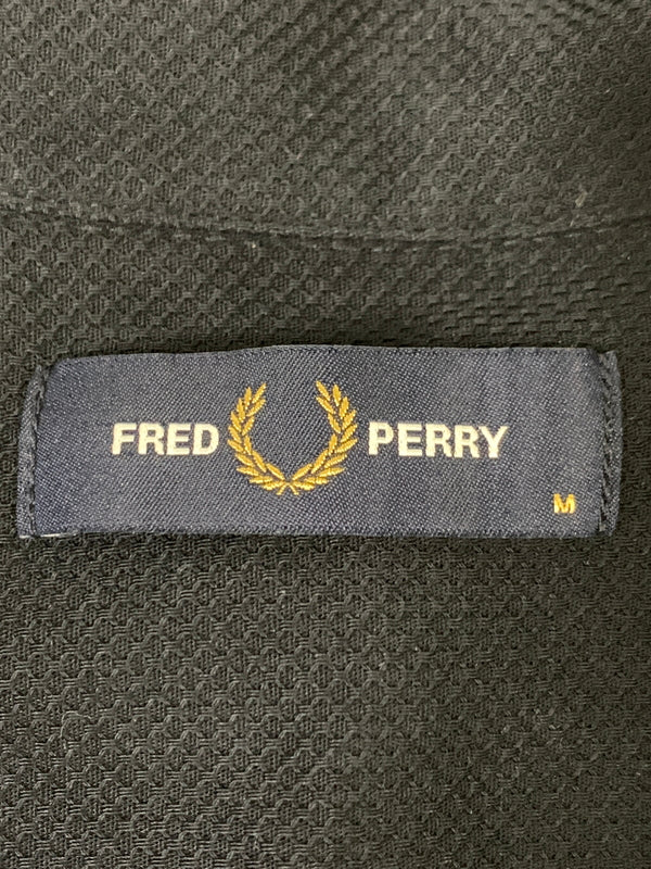 【中古品】【メンズ】 FRED PERRY フレッドペリー M7774 PIQUE TEXTURE REVERE COLLAR SHIRT 半袖シャツ ショートスリーブ 141-260729-AS-19-min サイズ：M カラー：ネイビー 万代Net店