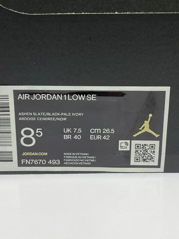 【中古品】【メンズ】 NIKE ナイキ FN7670-493 AIR JORDAN 1 LOW SE WORLD MAKE JAPAN 靴 シューズ スニーカー 160-260729-AS-72-min サイズ：26.5cm カラー：ASHEN SLATE/BLACK-PALE IVORY 万代Net店