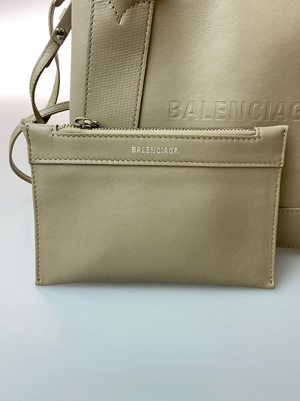 【中古品】【レディース】 BALENCIAGA バレンシアガ 390346 NABY CABAS XS ハンドバッグ カバン 180-260729-AS-59-min カラー：グレージュ 万代Net店