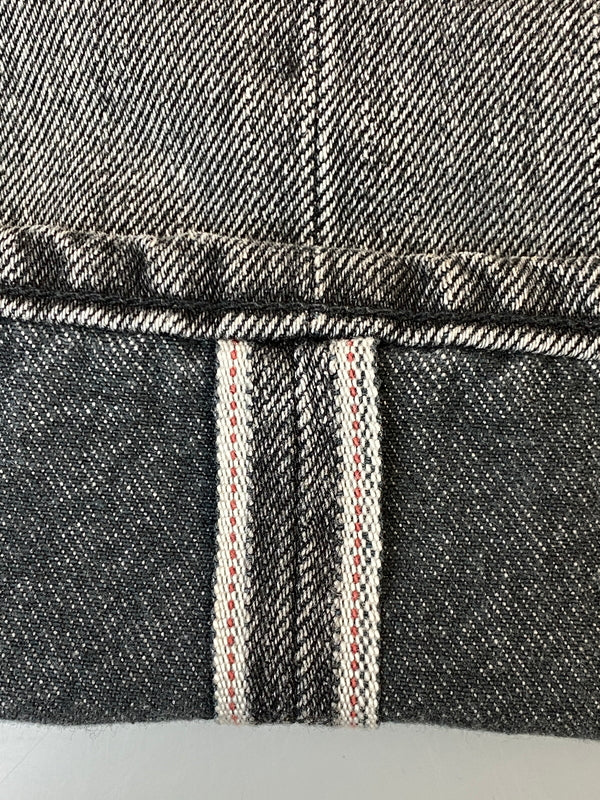 【中古品】【メンズ】 GRAPHPAPER グラフペーパー SELVAGE DENIM FIVE POCKET WIDE STRAIGHT PANTS GU251-40184LB セルビッチ デニム ファイブ ポケット ワイド ストレート パンツ ボトムス 151-260804-yn-08-min サイズ：1 カラー：グレー 万代Net店