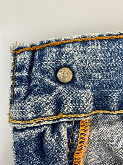 【現状渡し品】【メンズ】 TRUE RELIGION トゥルーレリジョン JOEY DENIM PANTS ジョーイ デニム パンツ ボトムス 152-260804-yn-11-min サイズ：ROW30 SEAT33 カラー：ライトインディゴ 万代Net店