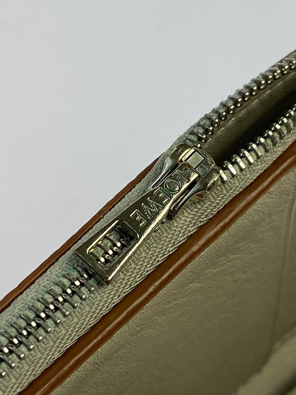 【中古品】【レディース】 LOEWE ロエベ トライフォールドウォレット 三つ折り財布 181-260809-em-21-min カラー：ベージュ系 万代Net店