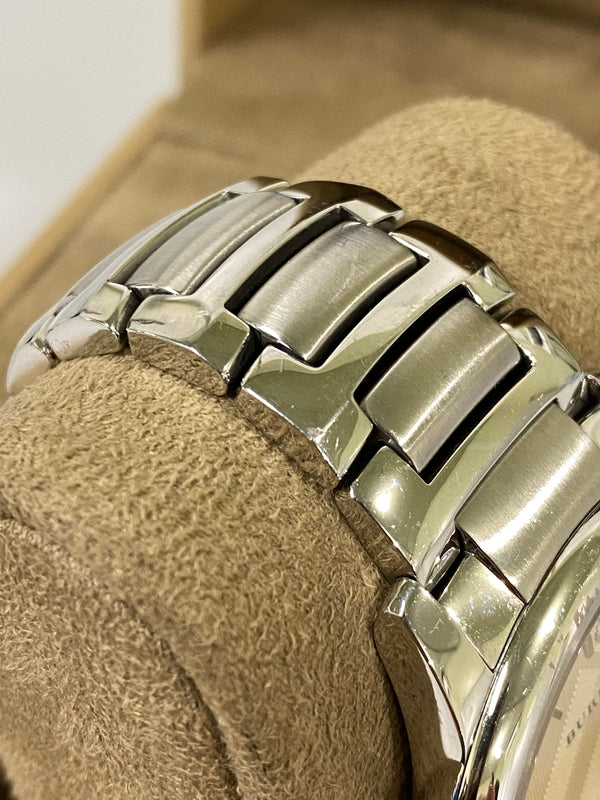 【中古品】【メンズ/レディース】 BURBERRY ザ・クラッシック ラウンド クロノグラフ BU10004 腕時計 ウォッチ 3針モデル 197-260731-em-88-min カラー：シルバー 万代Net店