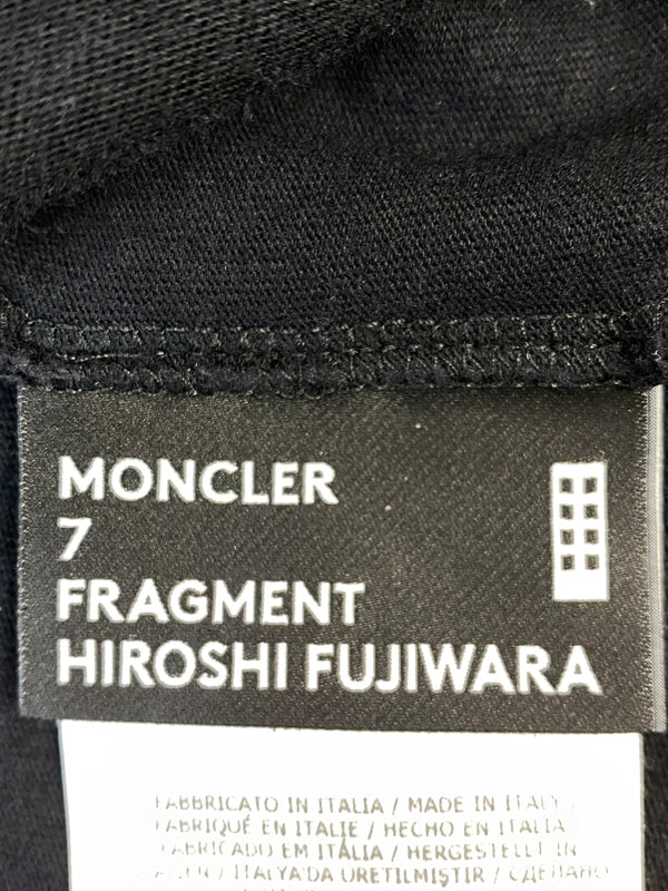【中古品】【メンズ】 MONCLER モンクレール FRAGMENT MAGLIA T-SHIRT E109U8000150 フラグメント マリアTシャツ 半袖Tシャツ トップス 141-260804-yn-14-min サイズ：L カラー：ブラック 万代Net店