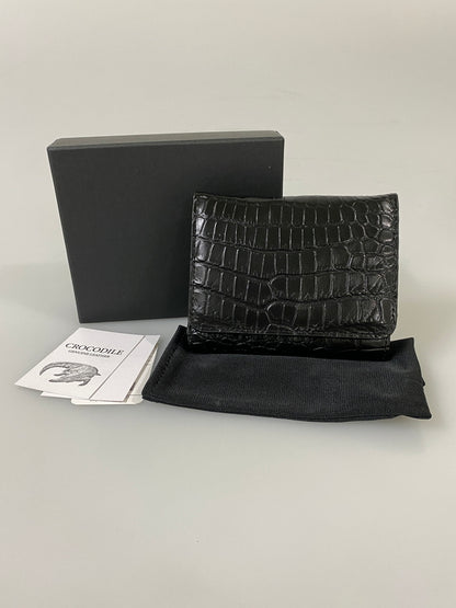 【中古美品】【メンズ/レディース】 三京商会 マットコンパクト財布 ウォレット 2つ折り財布 ミニサイズ 200-260731-em-90-min カラー：ブラック 万代Net店