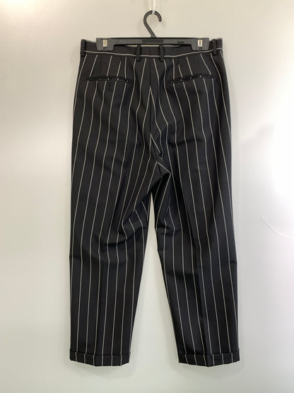 【中古品】【メンズ】 WACKO MARIA×DORMEUIL ワコマリア ドーメル PLEATED TROUSERS TYPE-2 プリーテッド トラウザーズ タイプ ツー WMGP-WMP-TR03 ボトムス パンツ スラックス 153-260804-hu-27-min サイズ：XL カラー：ブラック（ストライプ） 万代Net店