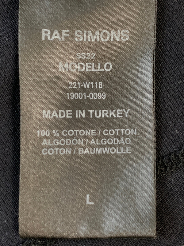 【中古品】【メンズ】 RAF SIMONS ラフシモンズ 22SS OVERSIZED T-SHIRT SREAPERS オーバーサイズド ティーシャツ スリーパーズ 221-W118-19001 半袖 Ｔシャツ ショートスリーブ 140-260804-hu-26-min サイズ：L カラー：ブラック 万代Net店