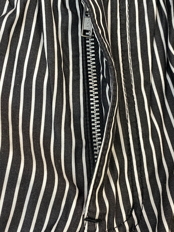 【中古品】【メンズ】 BLACK COMME DES GALCONS ブラックコムデギャルソン COTTON STRIPE EASY PANTS コットン ストライプ イージー パンツ ボトムス 140-260804-hu-13-min サイズ：M カラー：ブラック/ホワイト（ストライプ） 万代Net店