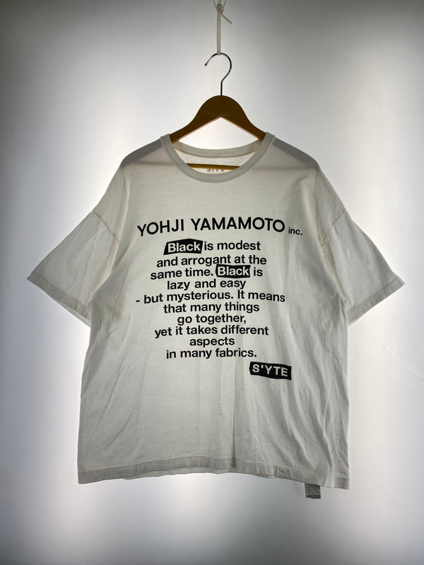 【中古品】【メンズ】 S'YTE サイト UW-T29-006 "BLACK IS MODEST"MESSEGE S S TEE Tシャツ トップス 140-260805-zi-06-min サイズ：4 カラー：ホワイト 万代Net店