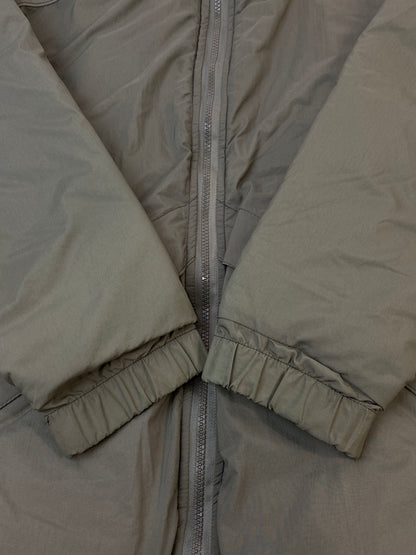 【中古品】【メンズ】 U.S.ARMY ユーエスアーミーLEVEL7 INSULATIVE JACKET レベル7 インシュレイティブ ジャケット ダウン アウター 146-260804-hu-10-min サイズ：M カラー：カーキ系 万代Net店