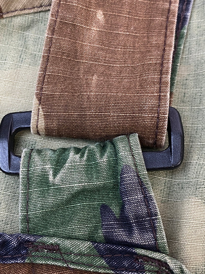 【現状渡し品】【メンズ】 L.L.BEAN エルエルビーン WOODLAND CAMO HUNTING VEST ウッドランド カモ ハンティング ベスト 袖なし 上着 アウター 146-260804-hu-02-min サイズ：L カラー：グリーン/ブラウン（カモ柄） 万代Net店