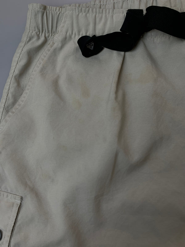 【中古品】【メンズ】 NIKE ナイキ ACG 00'S CARGO SHORTS 00年代 カーゴ ショーツ 半ズボン ショートパンツ ボトムス 157-260804-hu-45-min サイズ：XL カラー：アイボリー系 万代Net店
