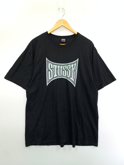 【中古品】【メンズ】 STUSSY ステューシー LOGO PRINT TEE ロゴ プリント ティー 半袖 Ｔシャツ ティーシャツ ショートスリーブ 142-260804-hu-54-min サイズ：L カラー：ブラック 万代Net店