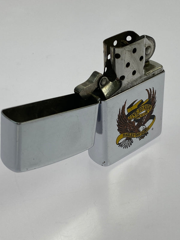 【中古品】【メンズ/レディース】 ZIPPO ジッポ HARLLEY DAVIDSON LIVE TO RIDE USA製 1992年製 ハーレーダビッドソン ライブ トゥ ライド オイルライター 206-260809-em-31-min カラー：シルバー 万代Net店