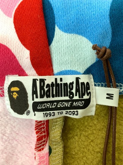 【中古美品】【メンズ】 A BATHING APE アベイシングエイプ ABC CAMO CRAZY SHARK FULL ZIP HOODIE 001ZPM301006M エービーシーカモクレイジーシャークフルジップフーディー パーカー トップス 142-260804-yn-42-min サイズ：M カラー：マルチカラー 万代Net店