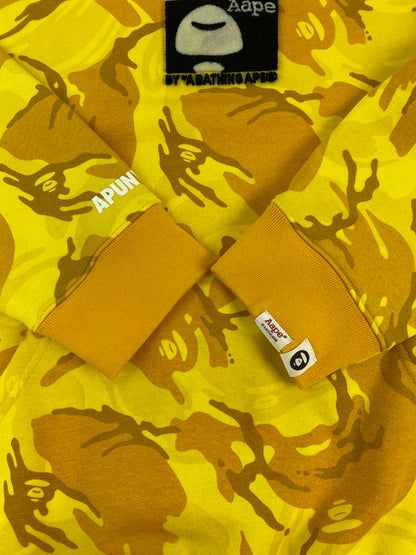 【中古品】【メンズ】 A BATHING APE アベイシングエイプ CAMO HOODIE カモ フーディ メンズ トップス 迷彩 パーカー フード付き スウェット 142-260817-em-23-min サイズ：L カラー：イエロー系 万代Net店